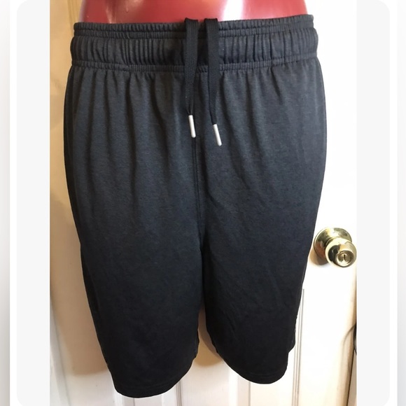 Reebok Boys Black Athletic Shorts S Small Youth - Picture 1 of 7